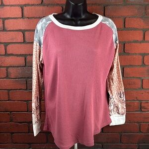 Floral Blooming Woman's Small‎ Thermal Long Sleeve Top – Cozy, Casual